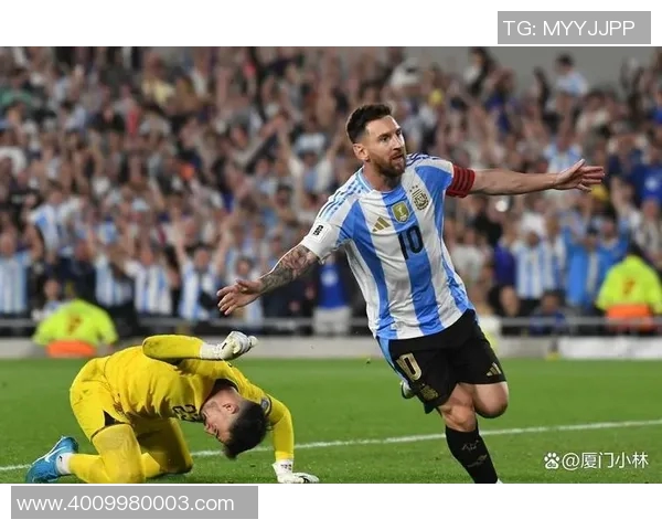 足球明星挑战互动视频引发热潮粉丝参与感爆棚尽享精彩瞬间